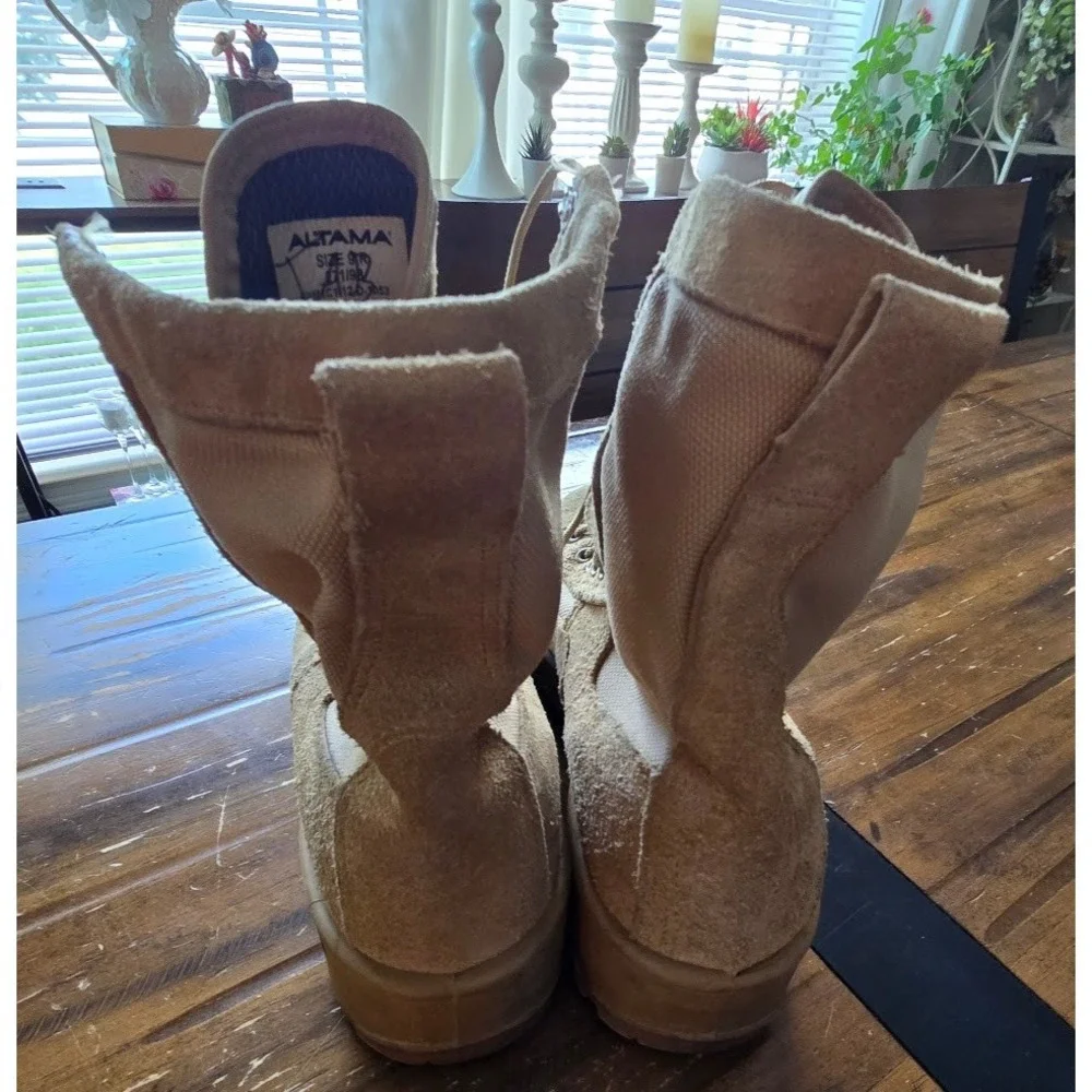 Altama U.S Military Combat Boots Men (S) 9R Tan Suede Tactical Army Vibram Sole
